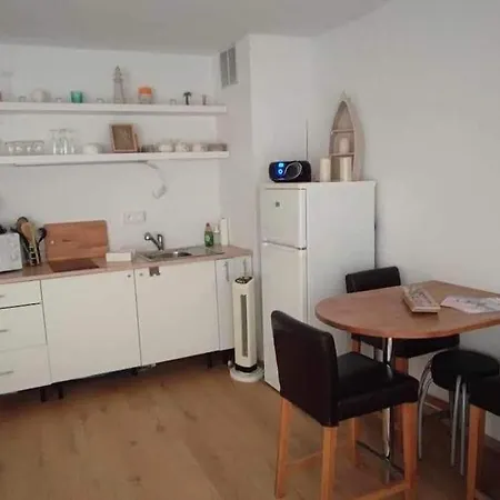 Renove, Sur La Digue 아파트 *